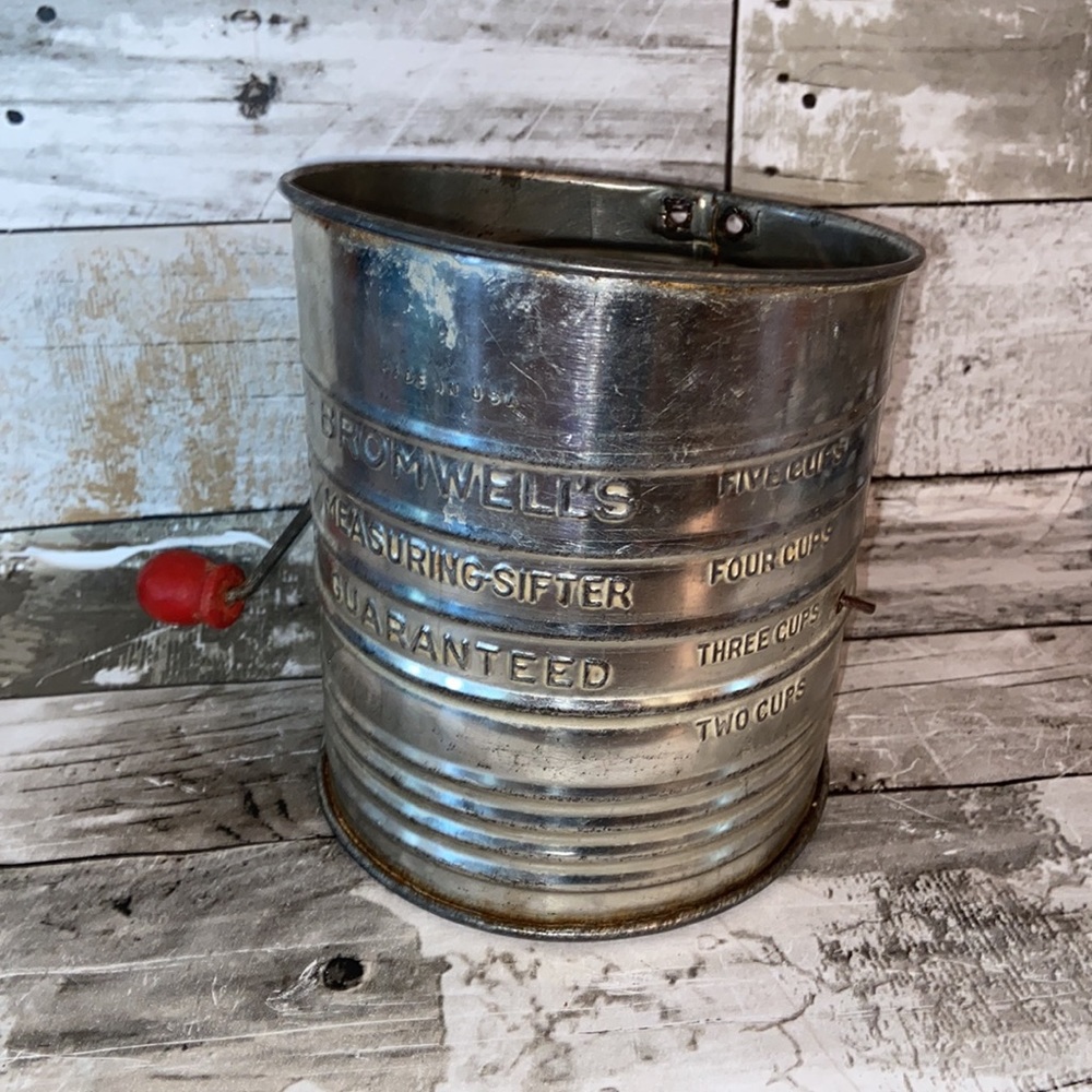 Bromwell's 5 cup Measuring Sifter Vintage with Red Handle Farmhouse Kitchen